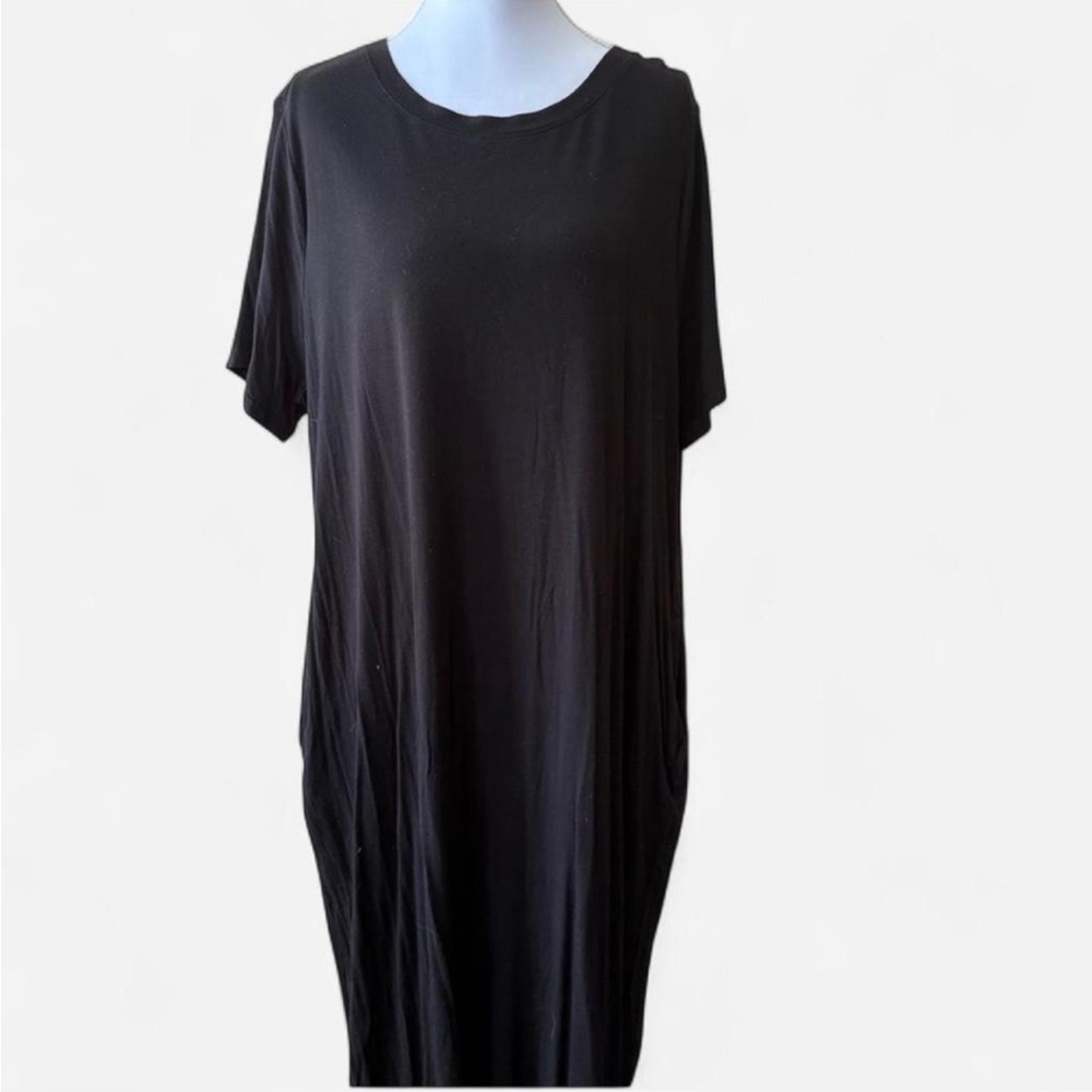 Elegant Black Dress
